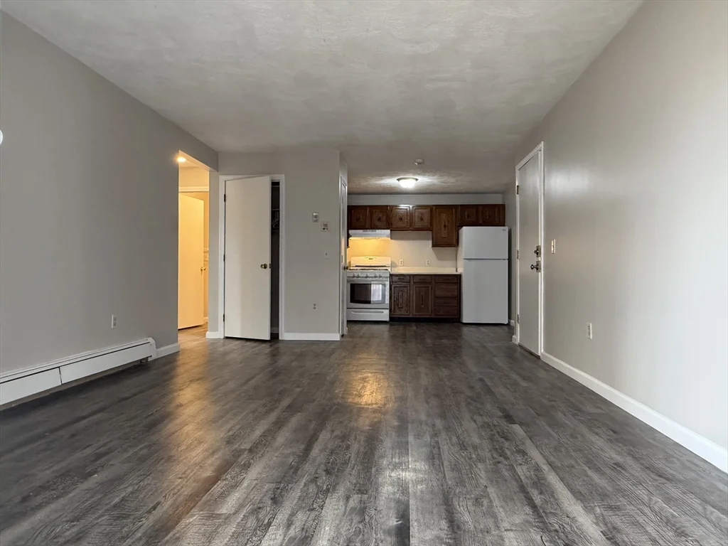 2 bed, 1 bath apartment for rent at 11 Kenmar Unit 16, Billerica — photo 4 of 17