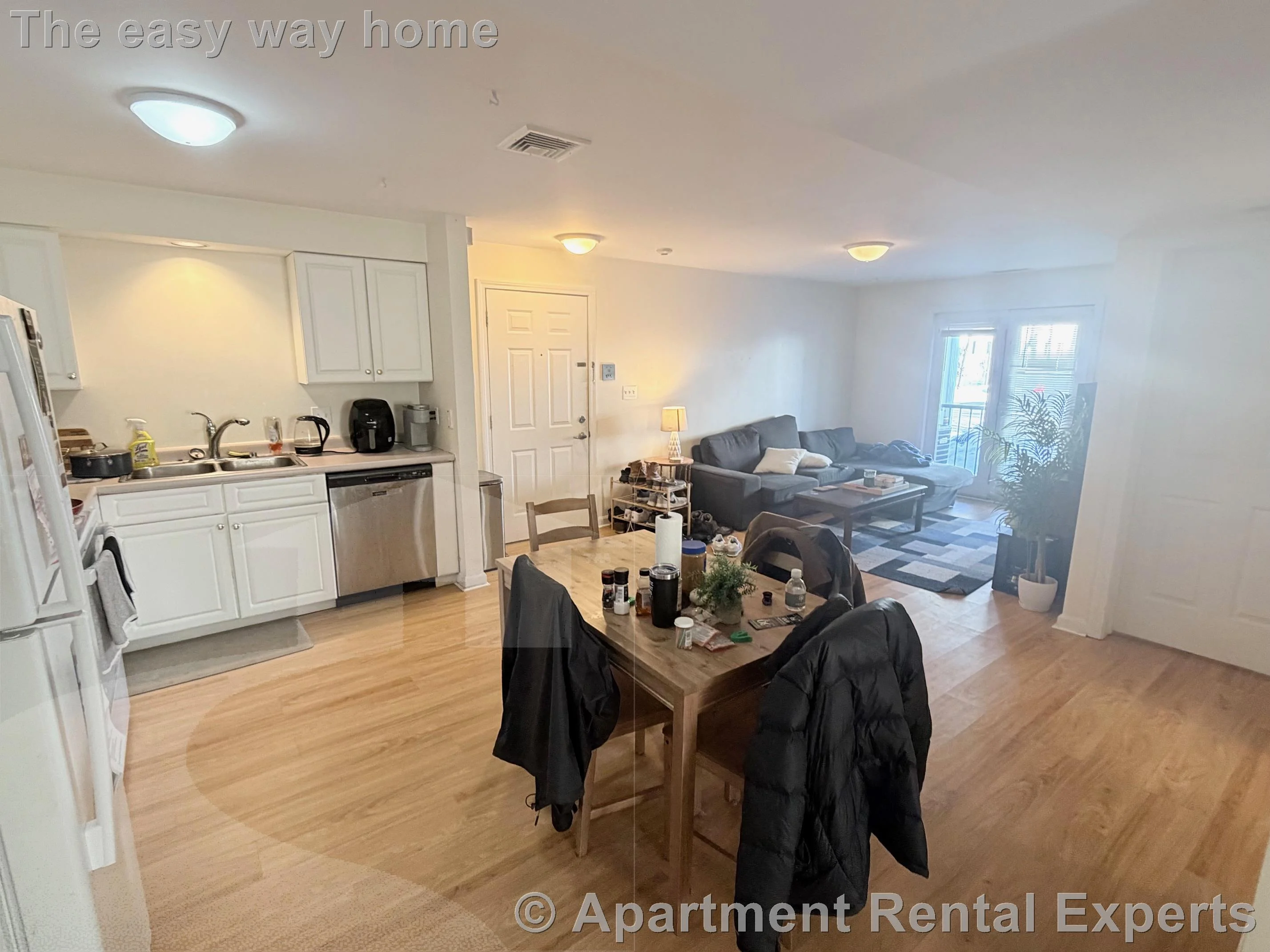 3 bed, 1 bath apartment for rent at 11 Kent Ct Unit 1, Porter Square — photo 9 of 10