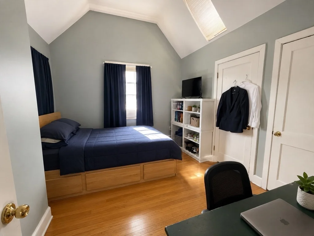 3 bed, 1 bath apartment for rent at 11 Kilsyth Ter Unit n/a, Brighton — photo 21 of 22
