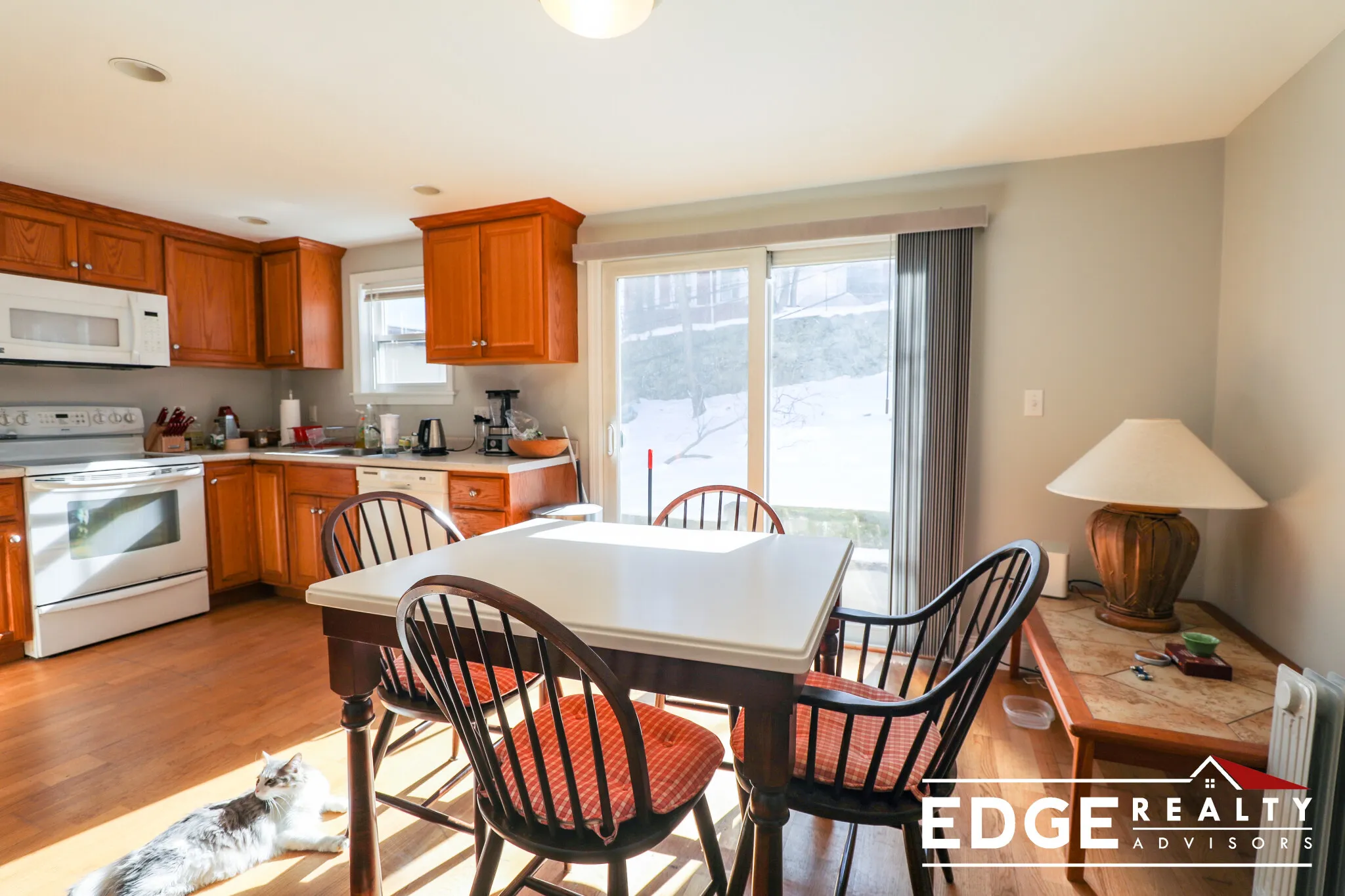 3 bed, 2 bath apartment for rent at 11 Kinross Rd Unit 2, Brighton