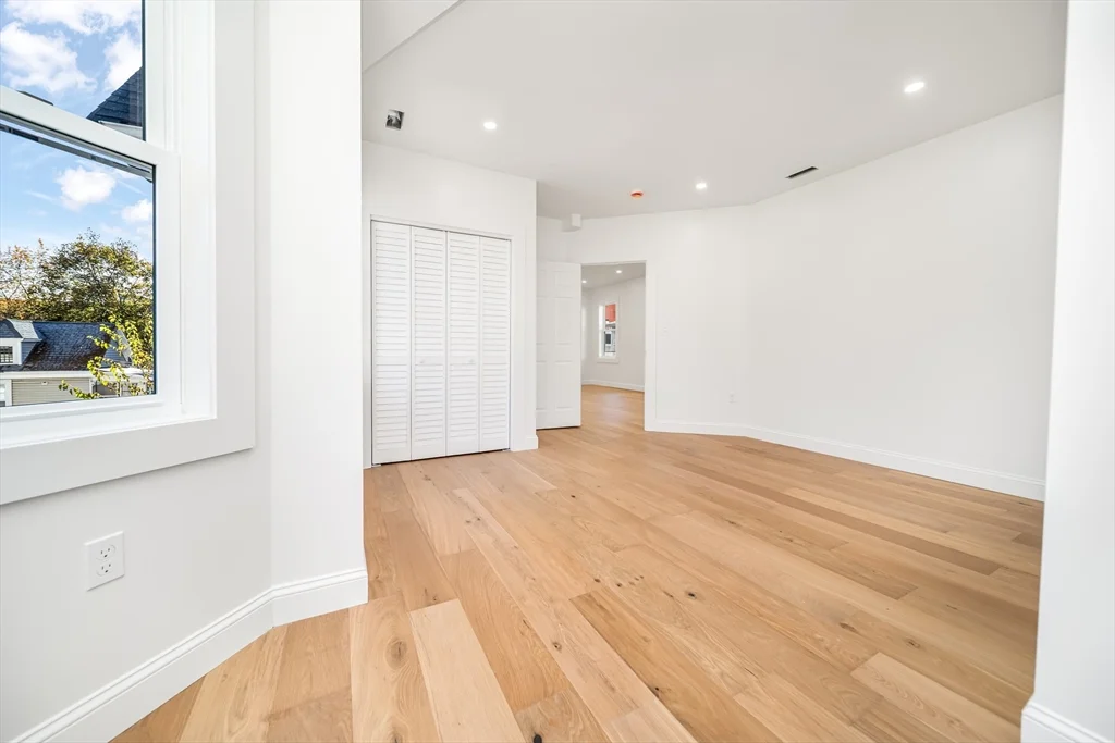 4 bed, 2 bath apartment for rent at 11 Knollin St Unit 2, Malden — photo 5 of 16
