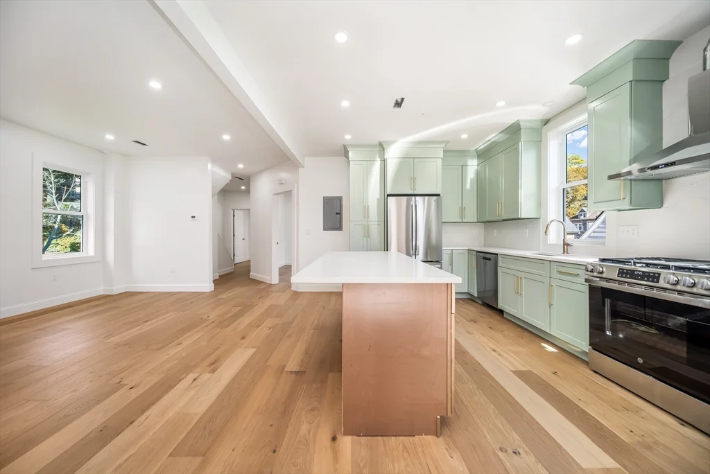 4 bed, 2 bath apartment for rent at 11 Knollin St Unit 2, Malden — photo 1 of 16