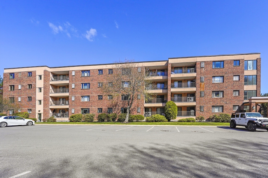 2 bed, 2 bath apartment for rent at 11 Ledgewood Way Unit 1, Peabody — photo 29 of 31