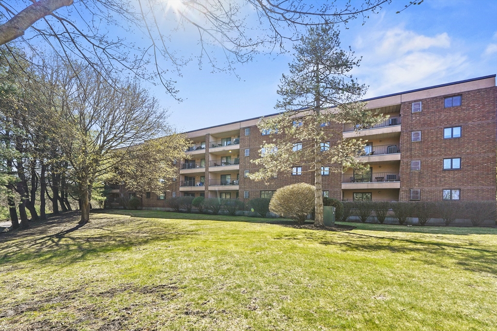 2 bed, 2 bath apartment for rent at 11 Ledgewood Way Unit 1, Peabody — photo 30 of 31