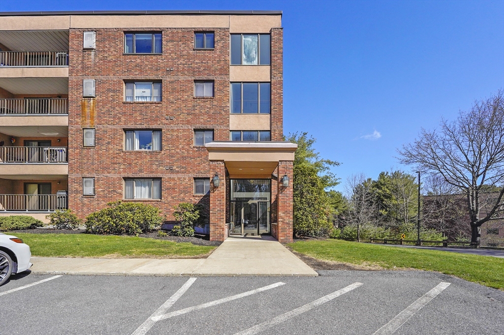 2 bed, 2 bath apartment for rent at 11 Ledgewood Way Unit 1, Peabody — photo 28 of 31