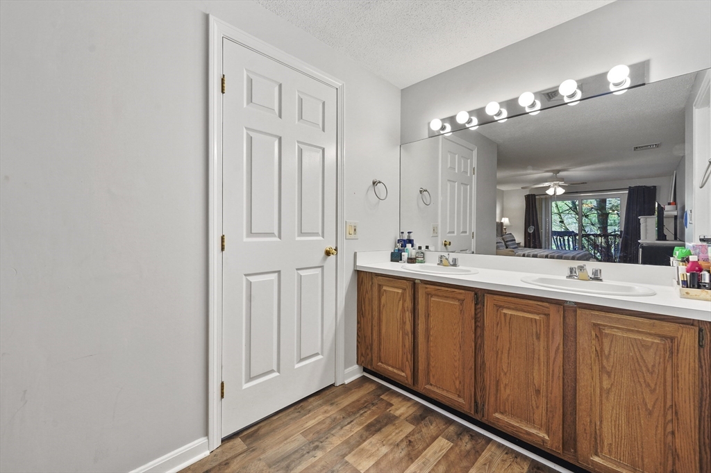 2 bed, 2 bath apartment for rent at 11 Ledgewood Way Unit 1, Peabody — photo 24 of 31