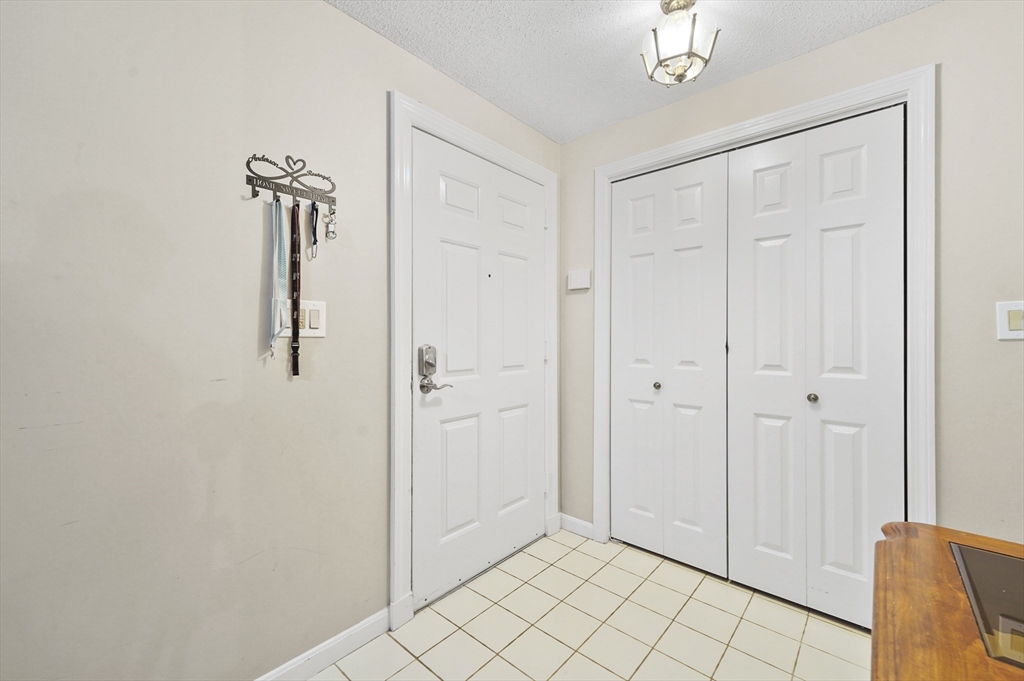 2 bed, 2 bath apartment for rent at 11 Ledgewood Way Unit 1, Peabody — photo 14 of 31