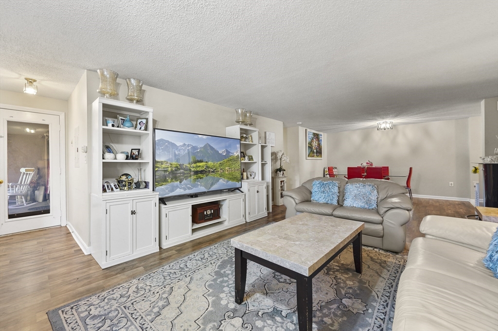 2 bed, 2 bath apartment for rent at 11 Ledgewood Way Unit 1, Peabody — photo 8 of 31