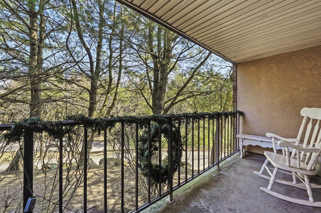 2 bed, 2 bath apartment for rent at 11 Ledgewood Way Unit 1, Peabody — photo 27 of 31