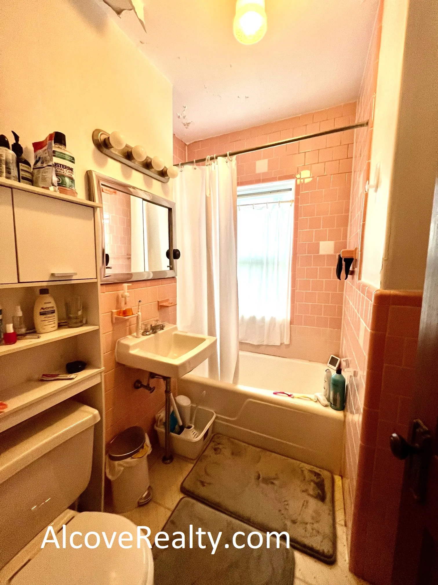 2 bed, 1 bath apartment for rent at 11 Leonard St Unit 1, Tufts — photo 12 of 14