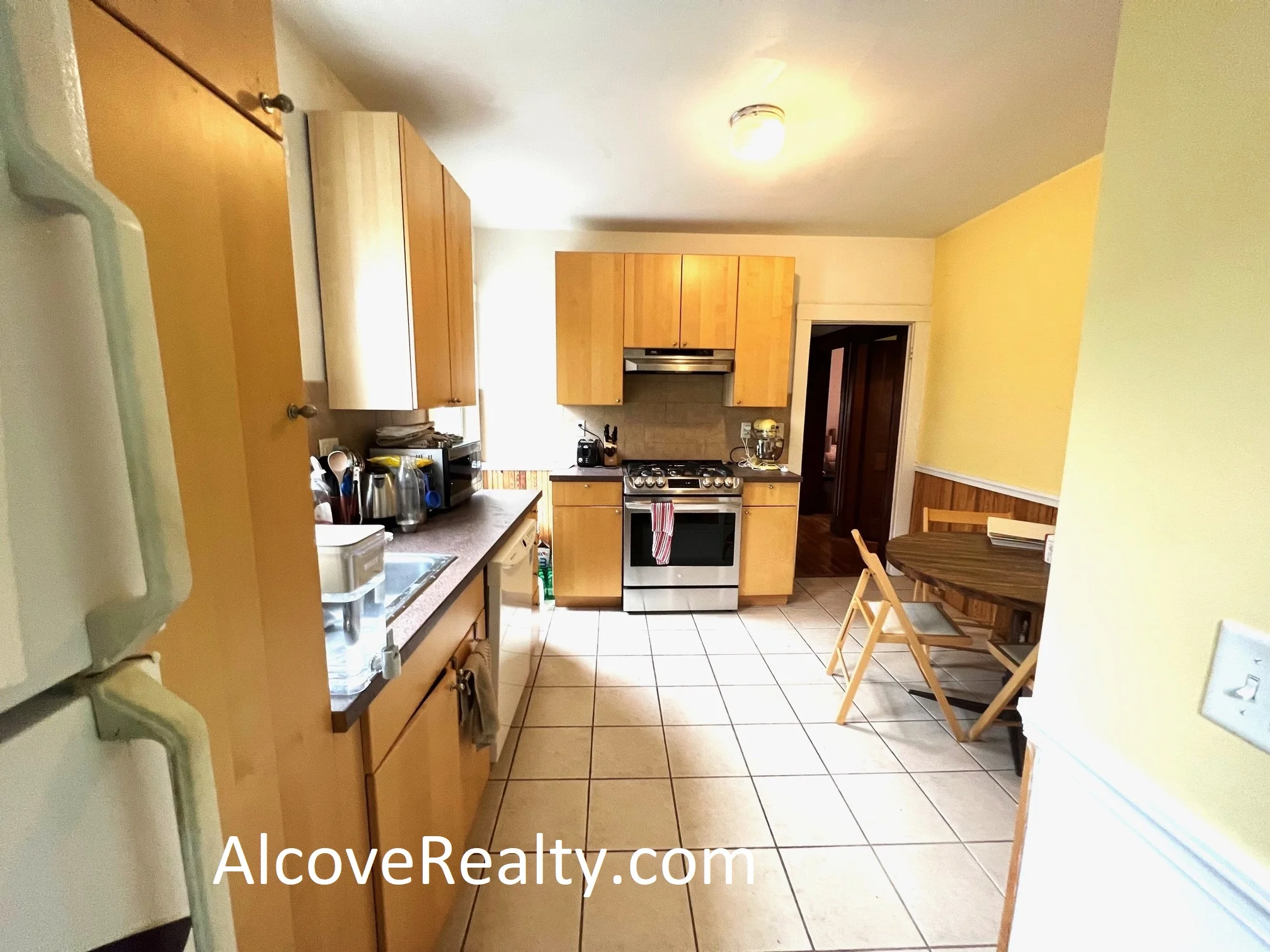 2 bed, 1 bath apartment for rent at 11 Leonard St Unit 1, Tufts — photo 7 of 14