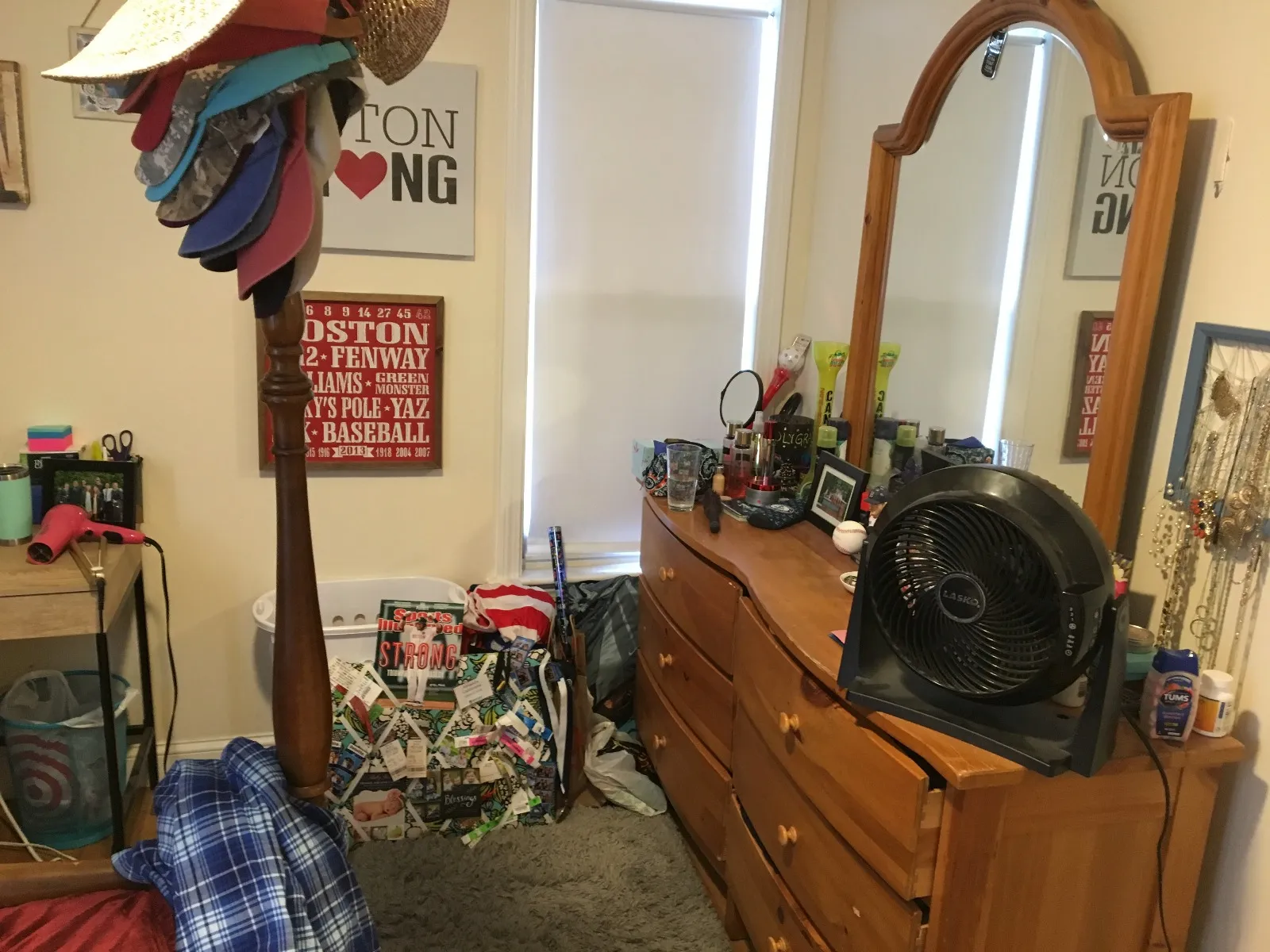 3 bed, 1 bath apartment for rent at 11 Leverett St Unit 2, Boylston Street — photo 9 of 10