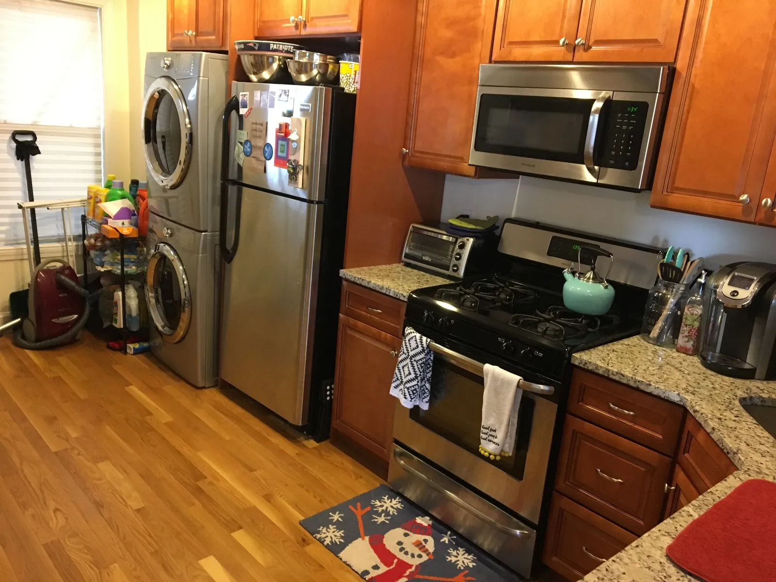 3 bed, 1 bath apartment for rent at 11 Leverett St Unit 2, Boylston Street — photo 2 of 10