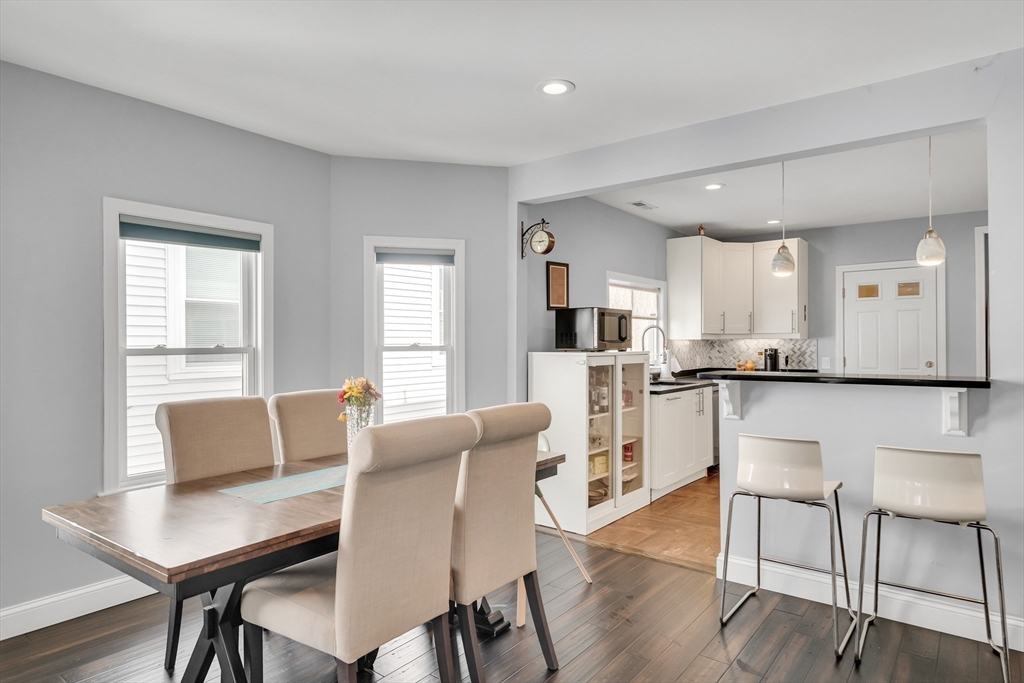 4 bed, 2 bath apartment for rent at 11 Lexington St Unit 11, Bemis — photo 2 of 15