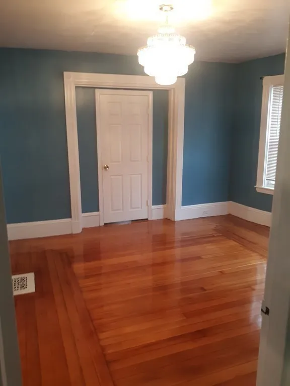 2 bed, 1 bath apartment for rent at 11 Liberty Ave Unit 1, South Medford — photo 7 of 8