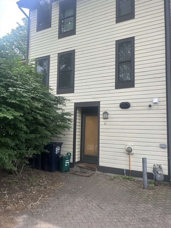 2 bed, 1 bath apartment for rent at 11 Lilac Unit 11, Wellington-Harrington — photo 22 of 22