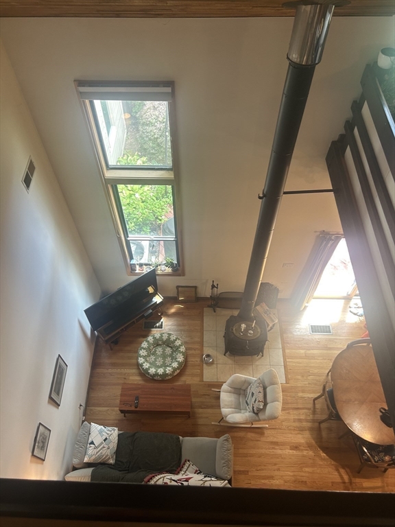 2 bed, 1 bath apartment for rent at 11 Lilac Unit 11, Wellington-Harrington — photo 18 of 22