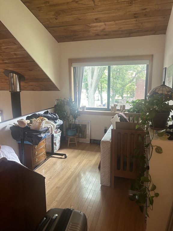 2 bed, 1 bath apartment for rent at 11 Lilac Unit 11, Wellington-Harrington — photo 10 of 22