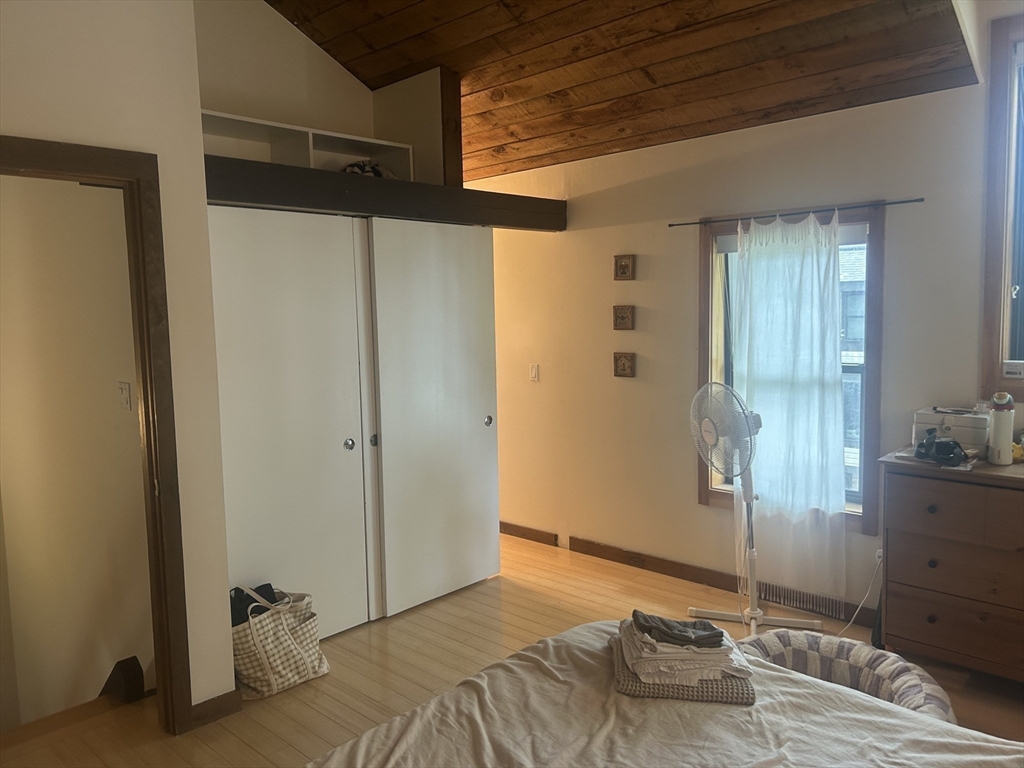 2 bed, 1 bath apartment for rent at 11 Lilac Unit 11, Wellington-Harrington — photo 16 of 22
