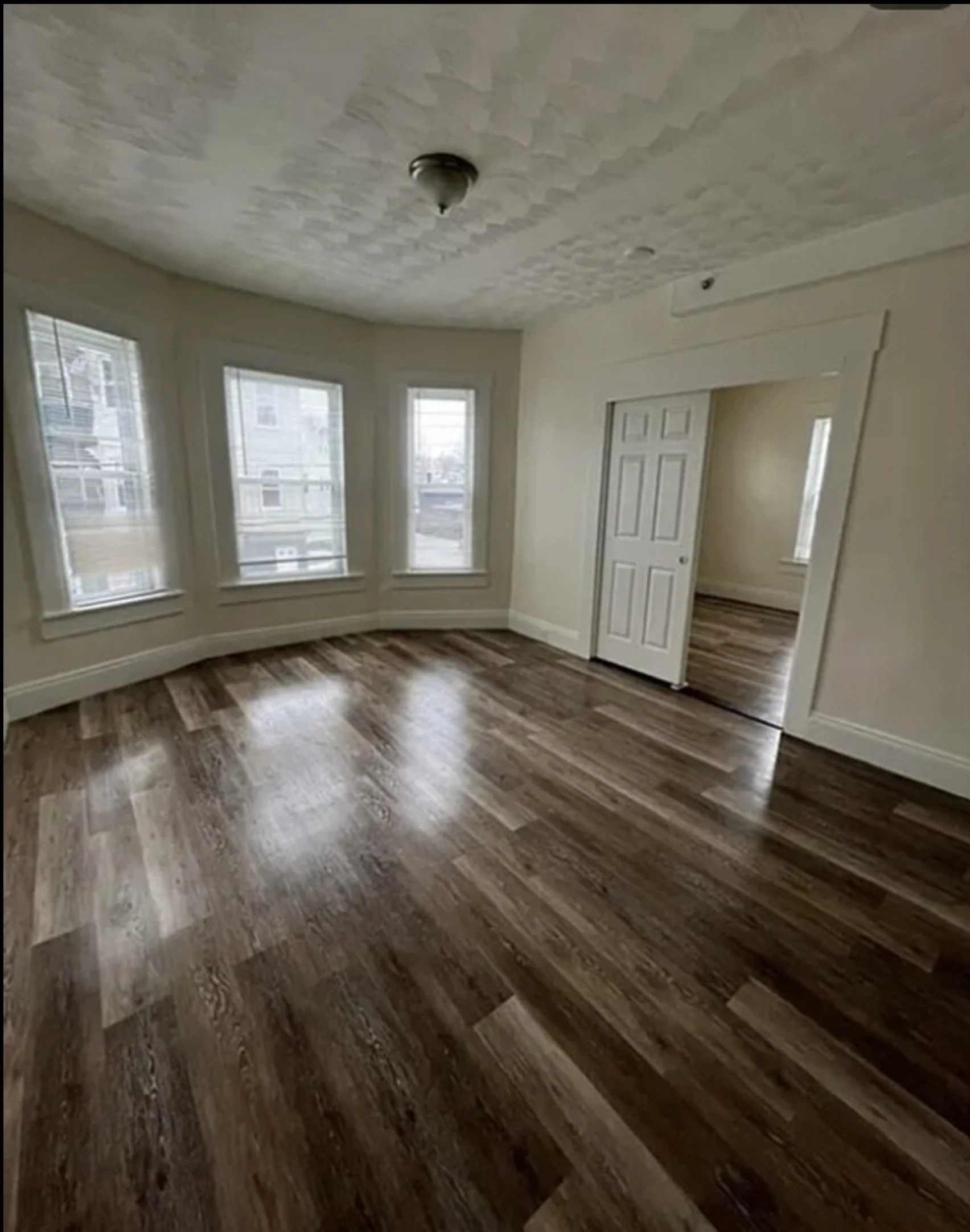 3 bed, 1 bath apartment for rent at 11 Lilley St Unit 7, Lowell — photo 6 of 10