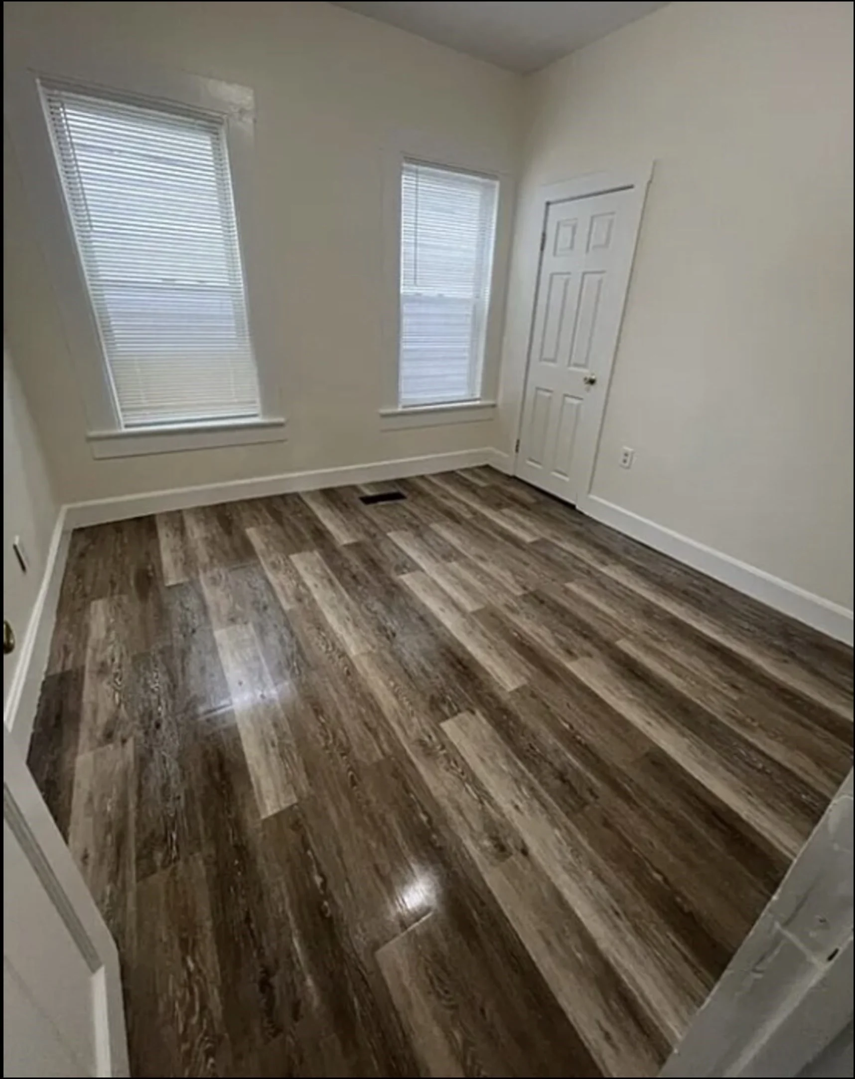3 bed, 1 bath apartment for rent at 11 Lilley St Unit 7, Lowell — photo 5 of 10