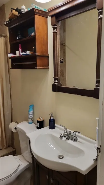 3 bed, 1.5 bath apartment for rent at 11 Linden St Unit 2, Allston — photo 17 of 22