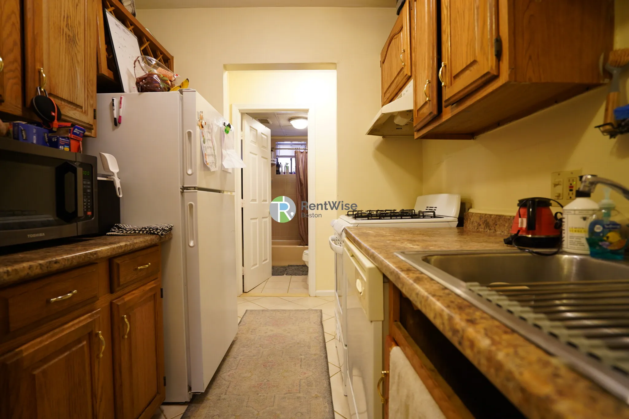 3 bed, 1 bath apartment for rent at 11 Lorraine Ter Unit 1, Brighton — photo 5 of 21