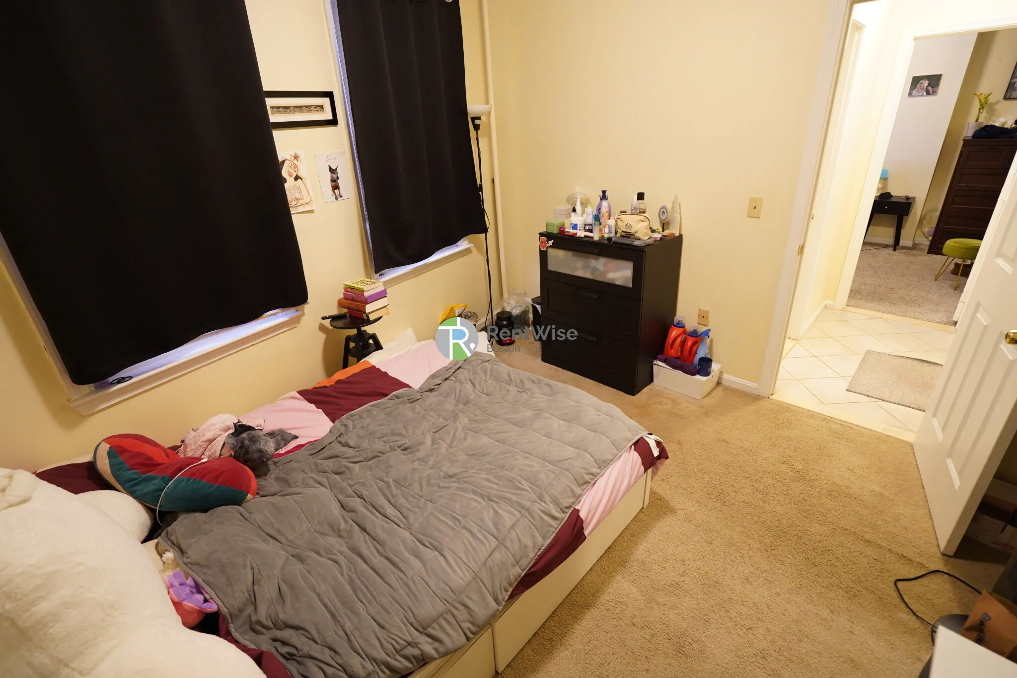 3 bed, 1 bath apartment for rent at 11 Lorraine Ter Unit 1, Brighton — photo 15 of 21