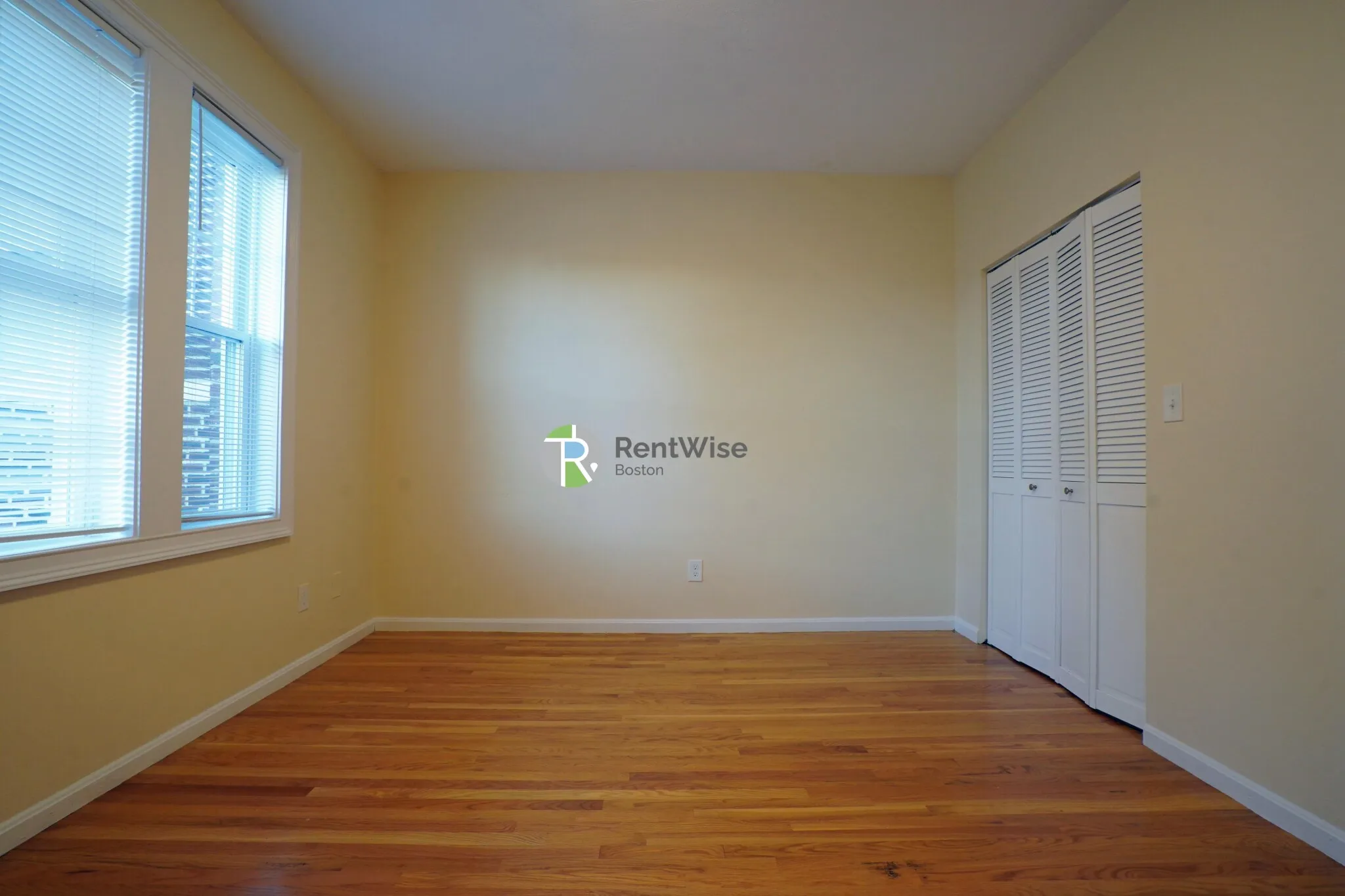 3 bed, 1 bath apartment for rent at 11 Lorraine Ter Unit 3, Brighton — photo 13 of 24