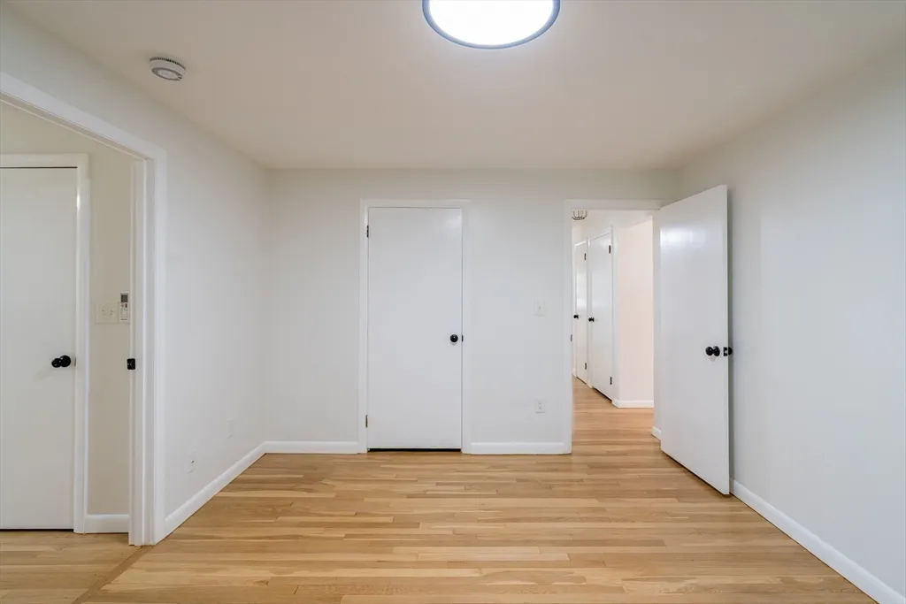 5 bed, 2 bath apartment for rent at 11 Maine Ave, Natick — photo 6 of 20