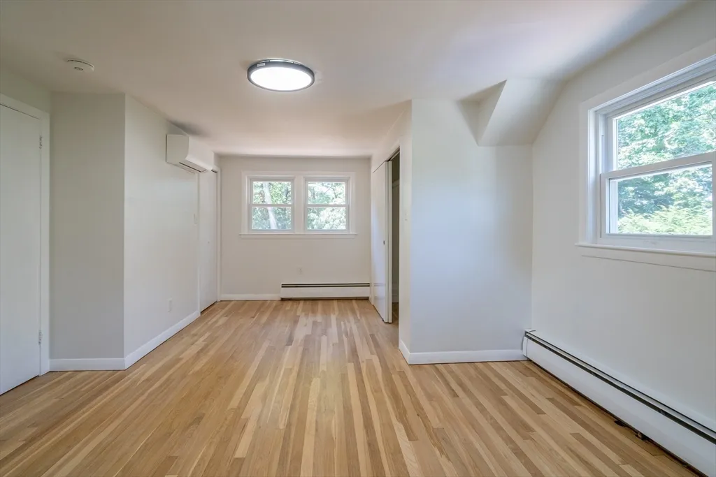 5 bed, 2 bath apartment for rent at 11 Maine Ave, Natick — photo 14 of 20