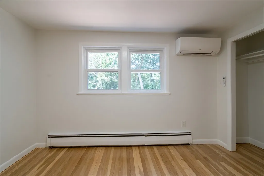 5 bed, 2 bath apartment for rent at 11 Maine Ave, Natick — photo 12 of 20