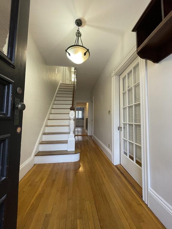 4 bed, 2 bath apartment for rent at 11 Maple Cir Unit 0, Newton Corner — photo 1 of 31