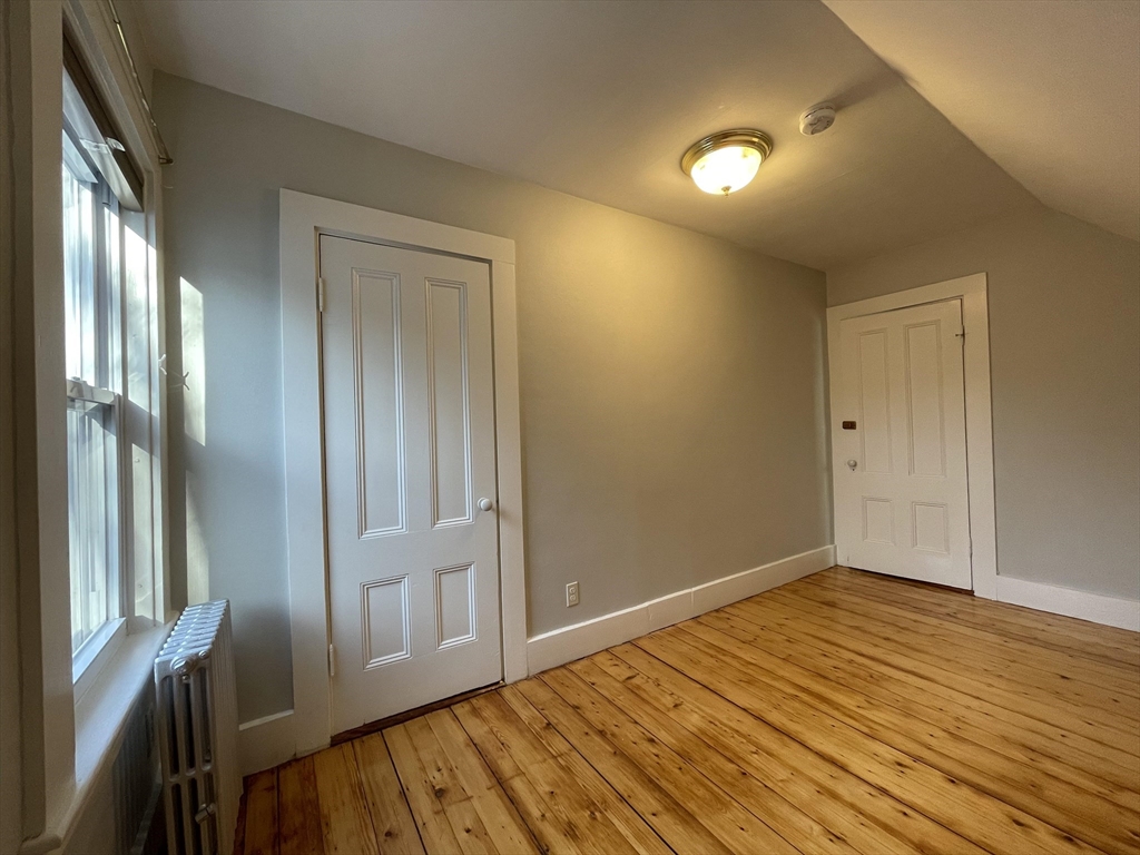 4 bed, 2 bath apartment for rent at 11 Maple Cir Unit 0, Newton Corner — photo 28 of 31