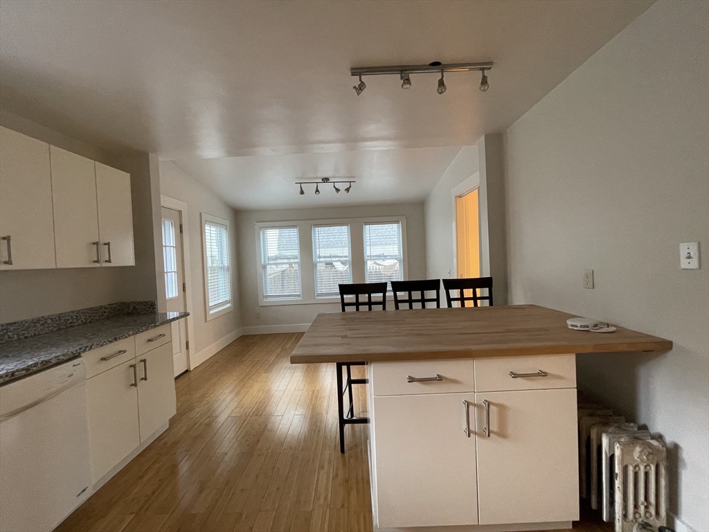 4 bed, 2 bath apartment for rent at 11 Maple Cir Unit 0, Newton Corner — photo 11 of 31