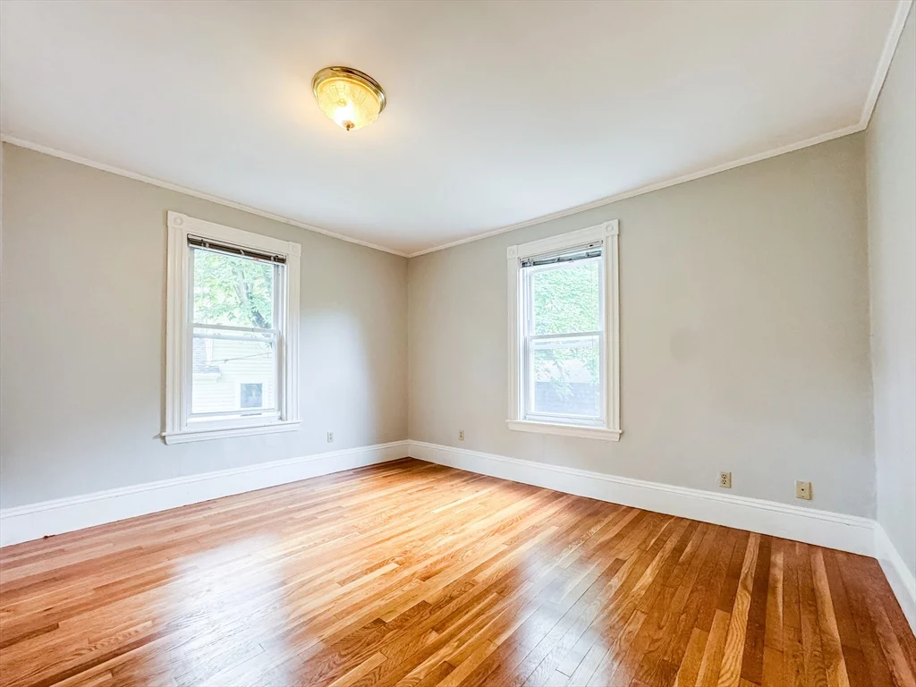 4 bed, 2 bath apartment for rent at 11 Maple Cir Unit 11, Newton — photo 14 of 29