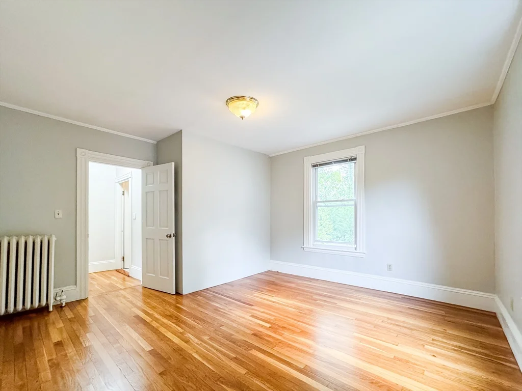 4 bed, 2 bath apartment for rent at 11 Maple Cir Unit 11, Newton — photo 15 of 29