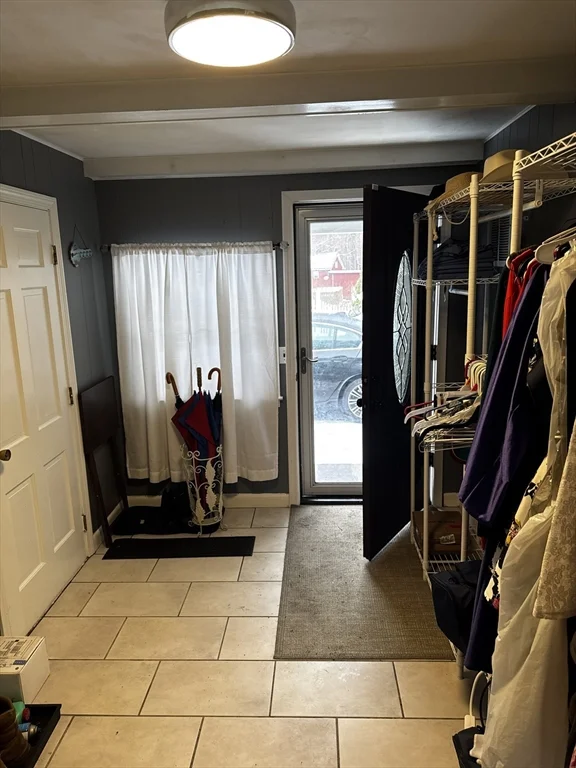 3 bed, 1 bath apartment for rent at 11 Maple St, West Boylston — photo 10 of 11