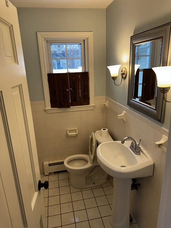 3 bed, 1 bath apartment for rent at 11 Maple St, West Boylston — photo 7 of 11