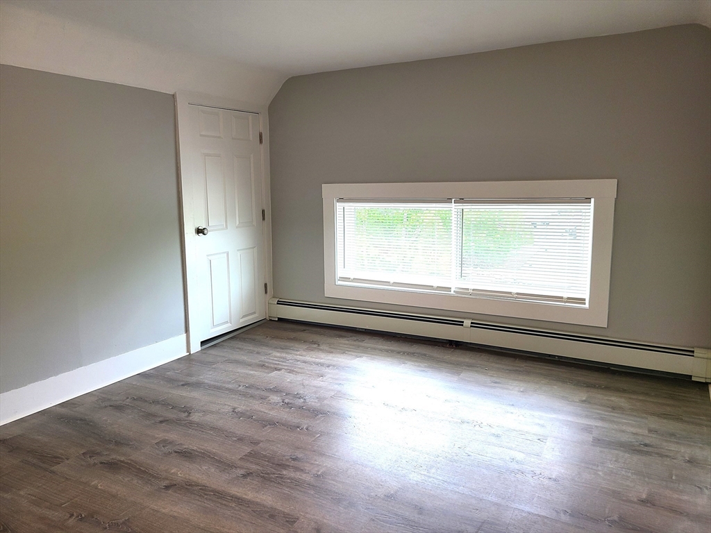 3 bed, 1 bath apartment for rent at 11 Maple Unit 1, Rockland — photo 27 of 30