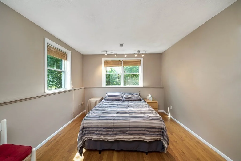 2 bed, 1 bath apartment for rent at 11 Marion St Unit D, Roslindale — photo 5 of 13