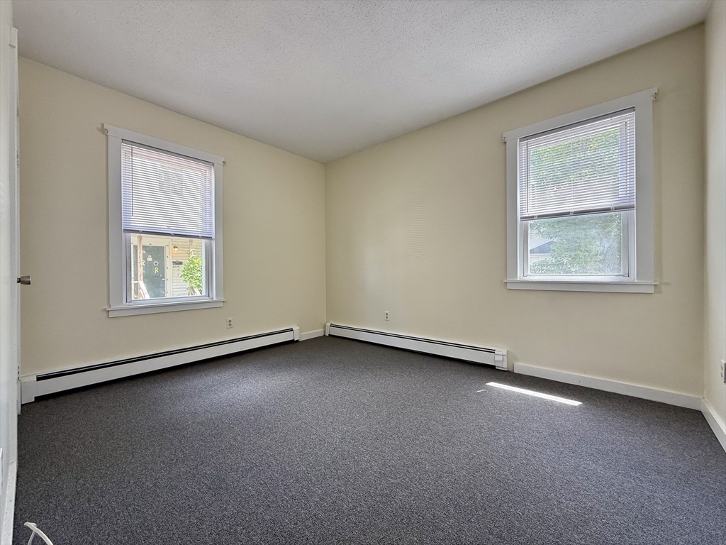 4 bed, 1 bath apartment for rent at 11 Mason Ave Unit 1, North Attleboro — photo 16 of 18
