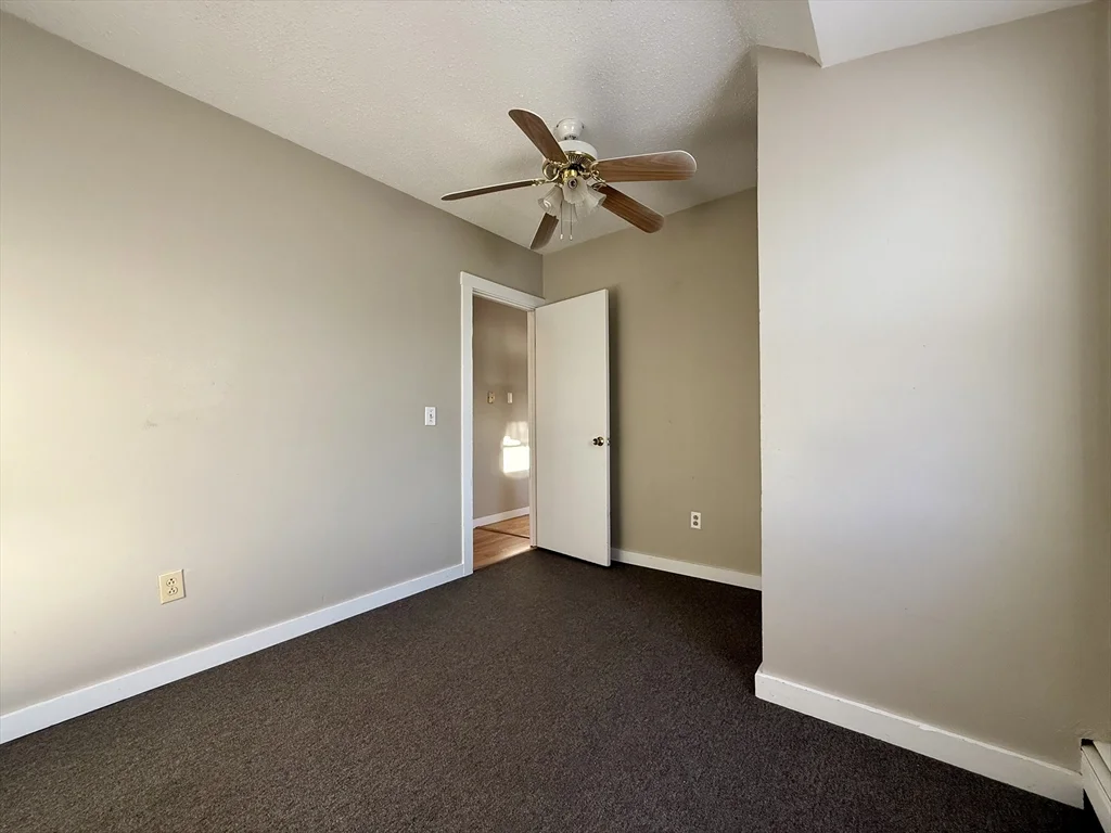 4 bed, 1 bath apartment for rent at 11 Mason Ave Unit 4, North Attleboro — photo 7 of 16