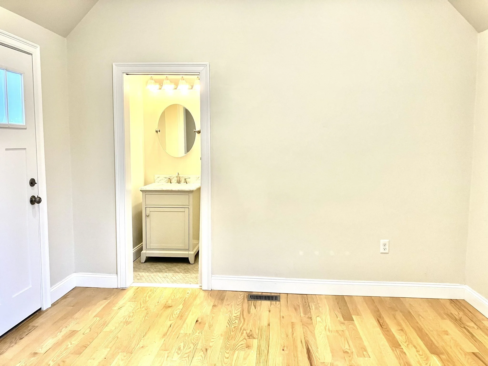 2 bed, 2 bath apartment for rent at 11 Mason Unit 1, Everett — photo 19 of 21