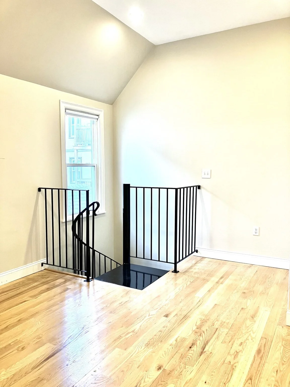 2 bed, 2 bath apartment for rent at 11 Mason Unit 1, Everett — photo 17 of 21