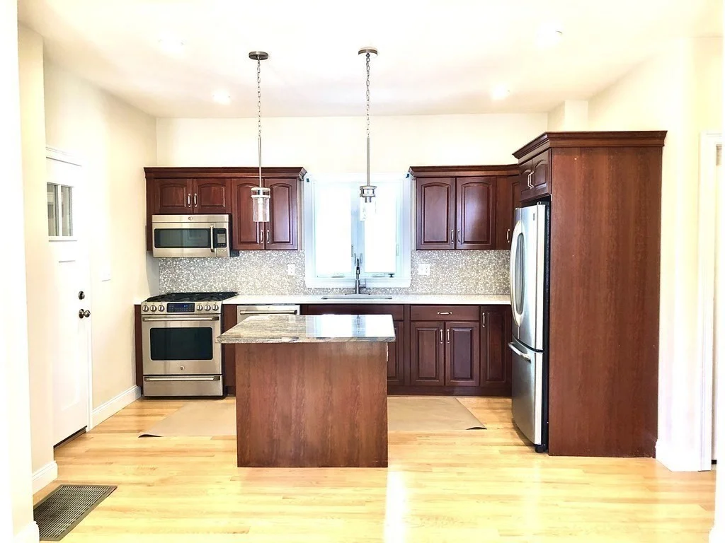 2 bed, 2 bath apartment for rent at 11 Mason Unit 1, Everett — photo 7 of 21