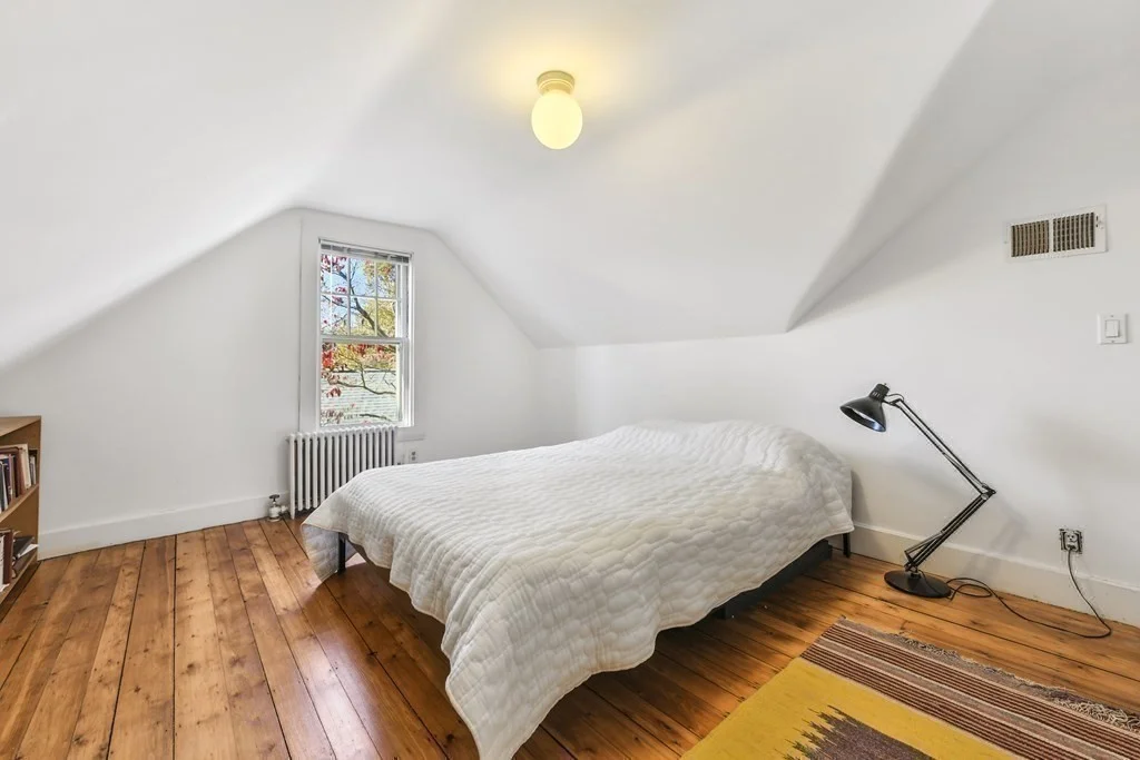 3 bed, 3 bath apartment for rent at 11 Maynard Pl Unit 11, West Cambridge — photo 14 of 22