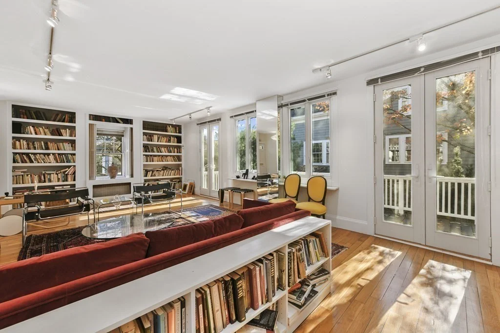 3 bed, 3 bath apartment for rent at 11 Maynard Pl Unit 11, West Cambridge — photo 1 of 22