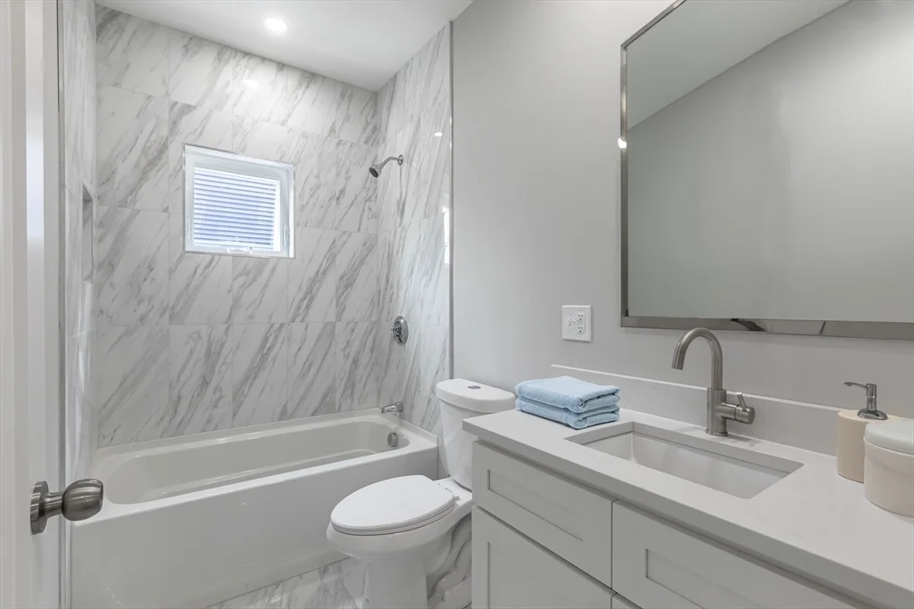 3 bed, 2 bath apartment for rent at 11 Mclellen Unit 4, Dorchester — photo 10 of 12