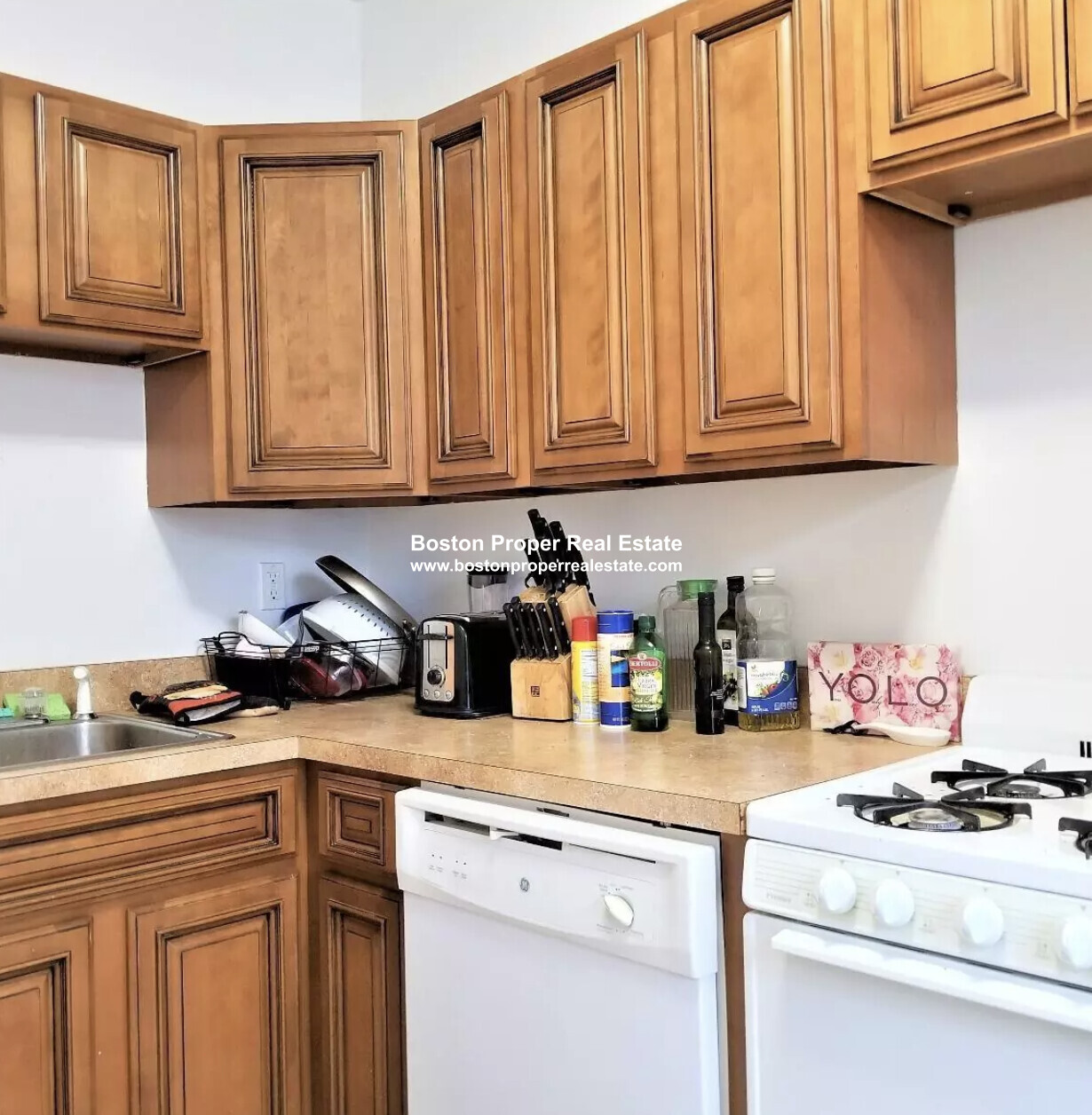 2 bed, 1 bath apartment for rent at 11 Melvin Ave Unit 10, Brighton — photo 5 of 12